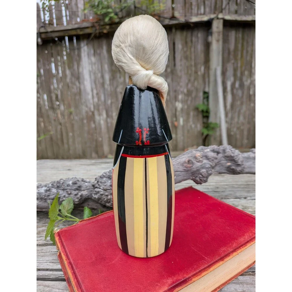Vintage Hand Painted Wood Russian Peg Doll, Made In Estonia